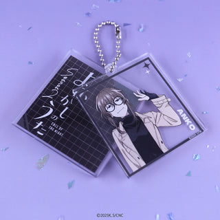 アニメグッズ　キャラクターグッズ　1000個以上　大量まとめ売り　紙類無し アニメーク || アニメグッズ・キャラクターグッズ通販